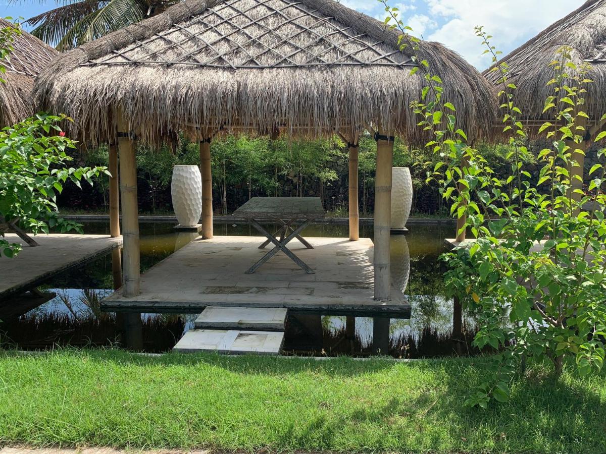 The Club Villas Lombok Sekotong Esterno foto