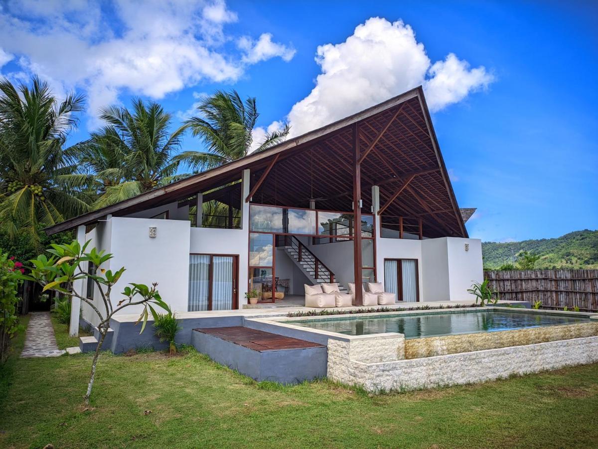 The Club Villas Lombok Sekotong Esterno foto